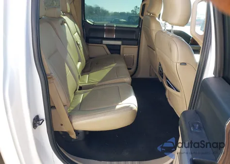 2017 Ford F-150 Lariat из США, поврежденный, VIN 1FTEW1EF8HKE44718